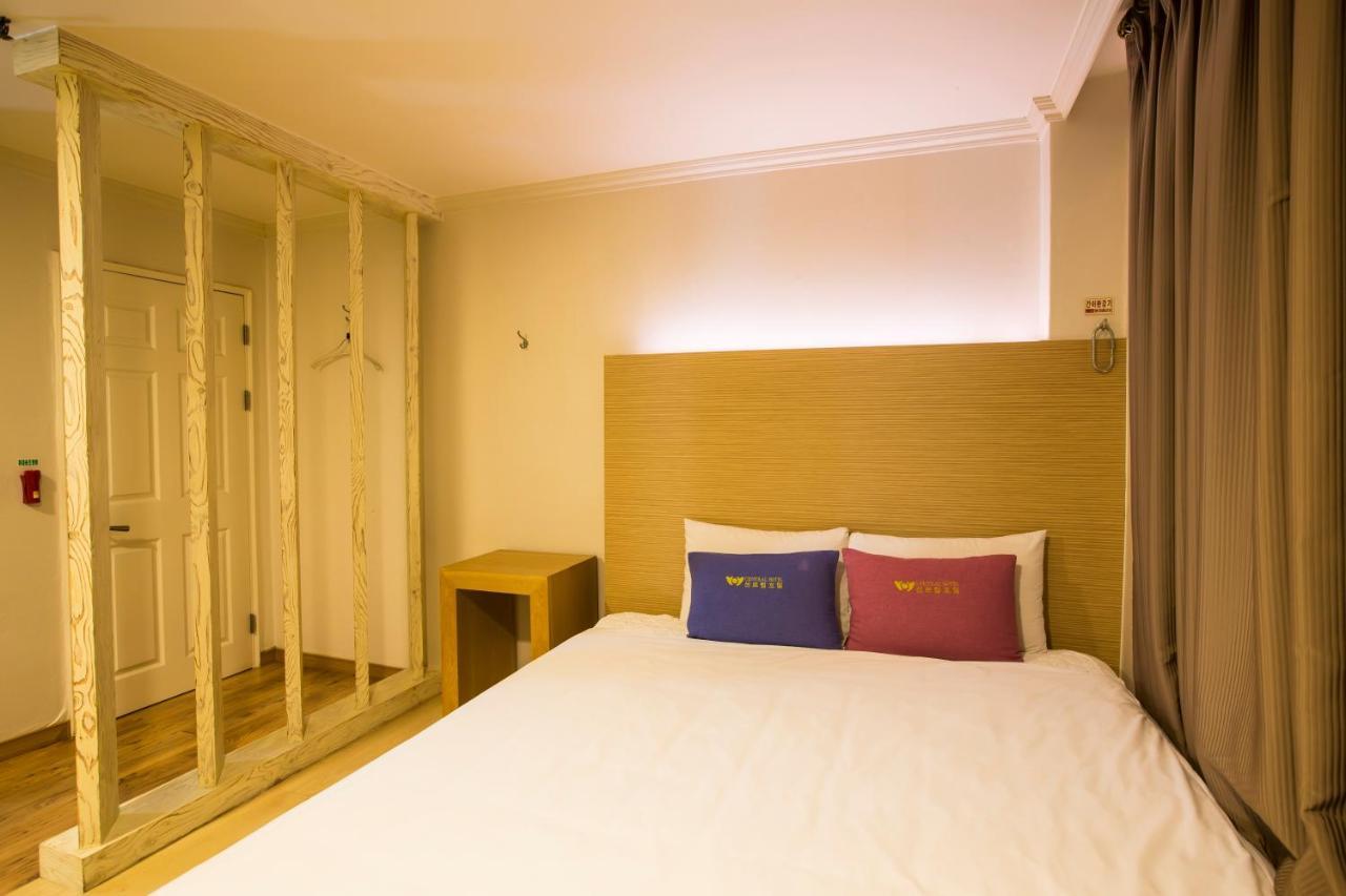 Central Hotel Changwon Exterior photo