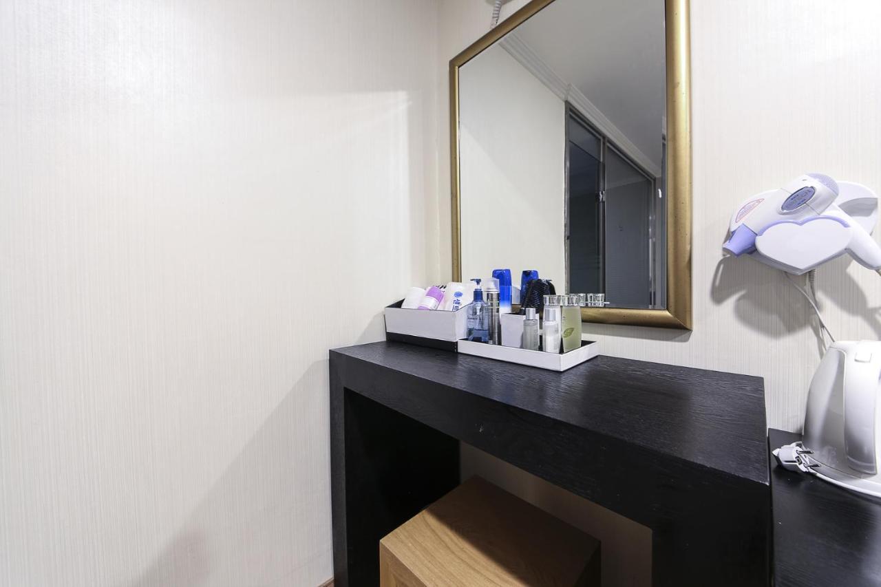 Central Hotel Changwon Exterior photo