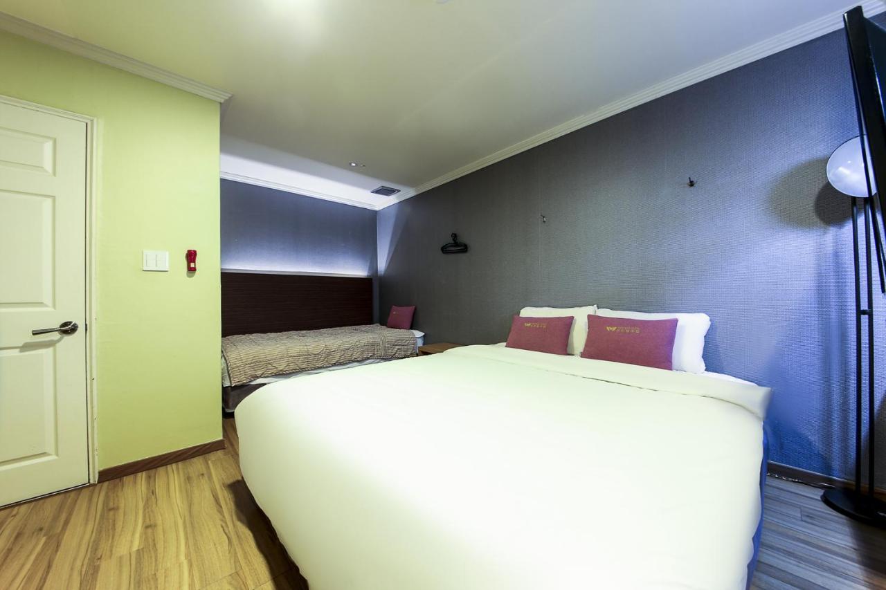 Central Hotel Changwon Exterior photo