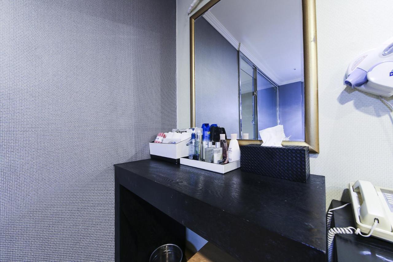 Central Hotel Changwon Exterior photo